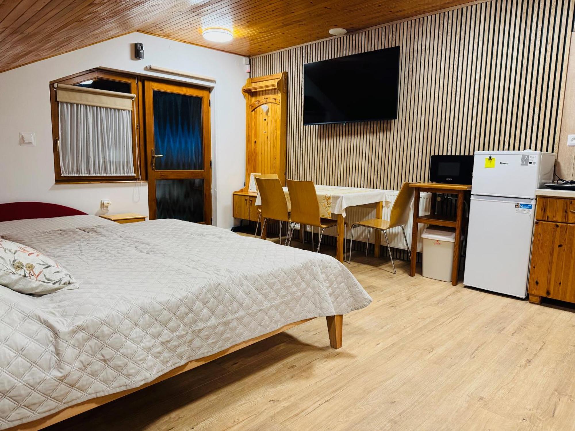 Apartmany Vinné Exterior foto