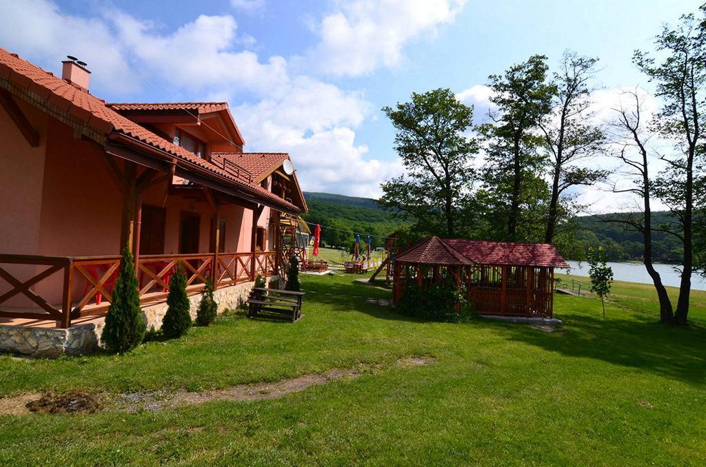 Apartmany Vinné Exterior foto